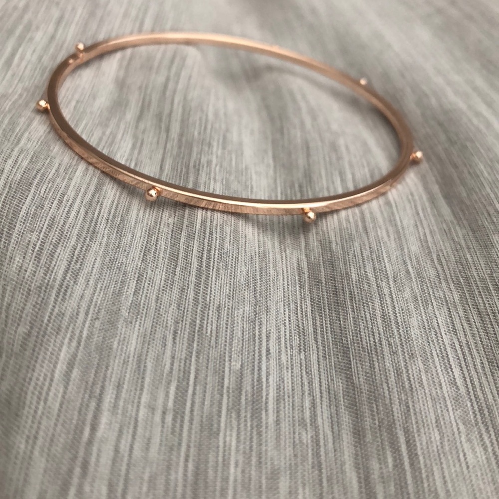 Set of 7 rose gold bangles - Picture 5 of 8